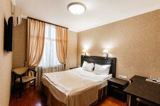 Отель Марианна Сочи Двухместный номер эконом-класса с 1 кроватью или 2 отдельными кроватями-4